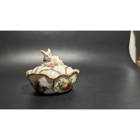 Royal Albert Old Country Roses Bunny Rabbit Trinket Jewelry Box Figurine Floral - Picture 7 of 15